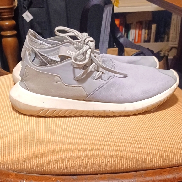 Womens Adidas Viral Tubular Entrap Sneaker - Grey - Picture 3 of 13